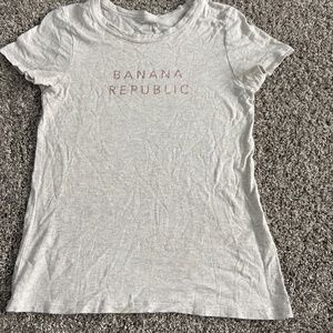 banana republic tee
